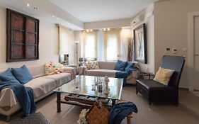 Elpiniki'S Home